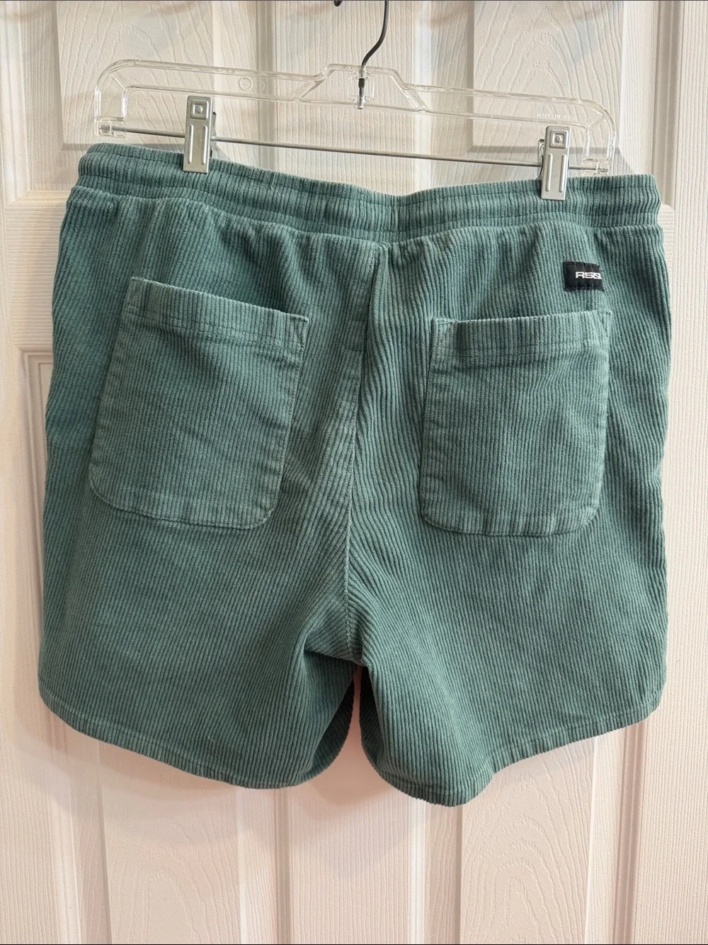 RSQ Men's Forest Green Corduroy Drawstring Shorts, 6.5 inseam.